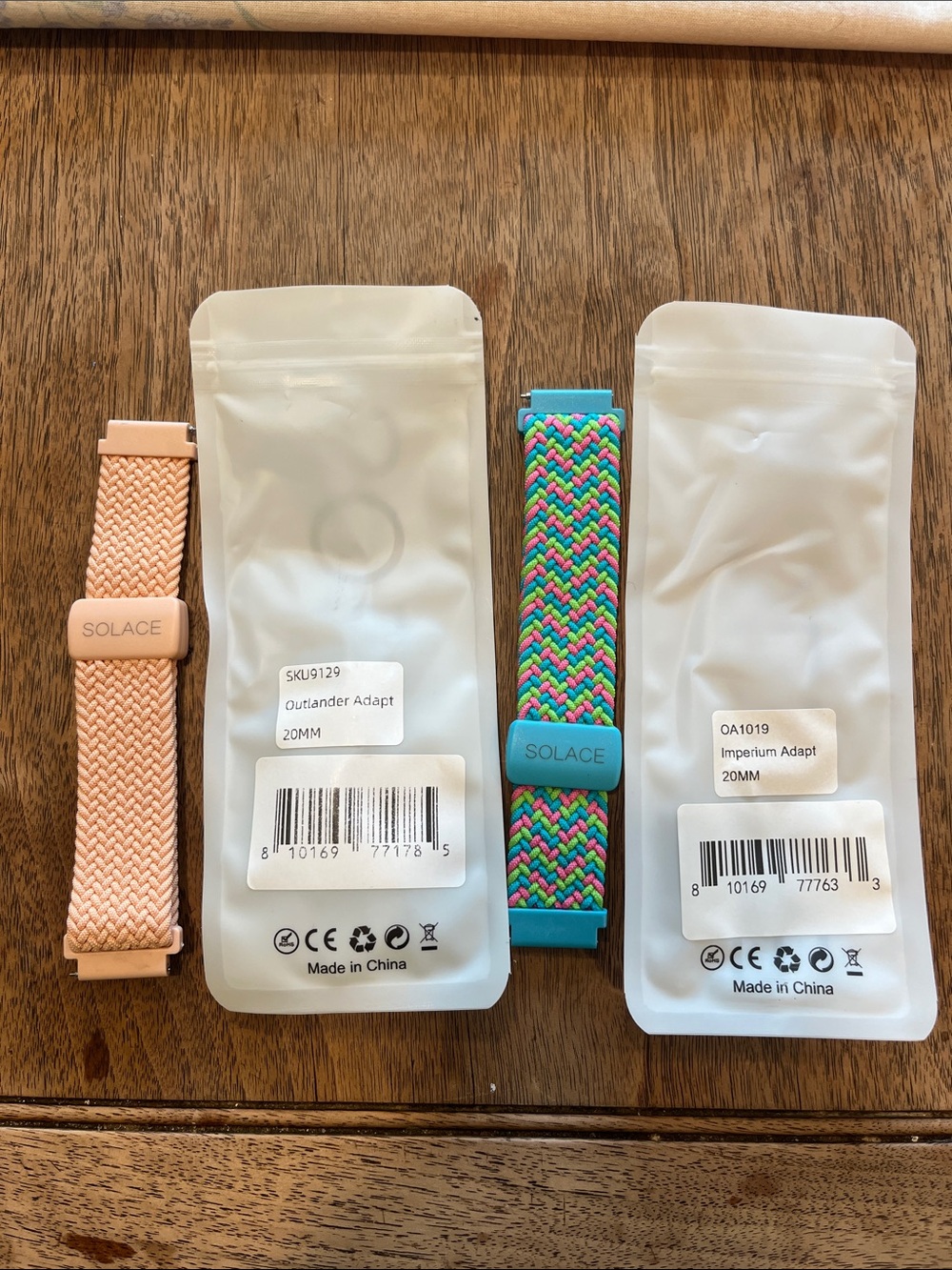 Two brand new Solace 20mm quick connect watch bands